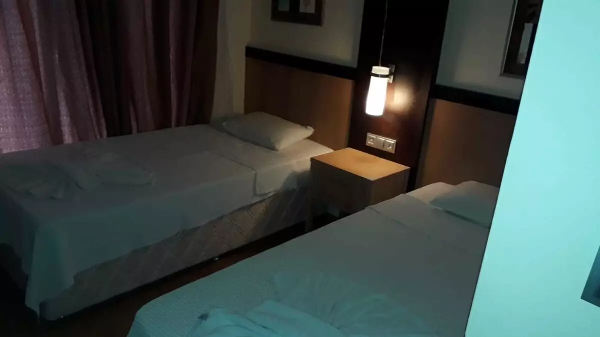 اتاق Santur Hotel